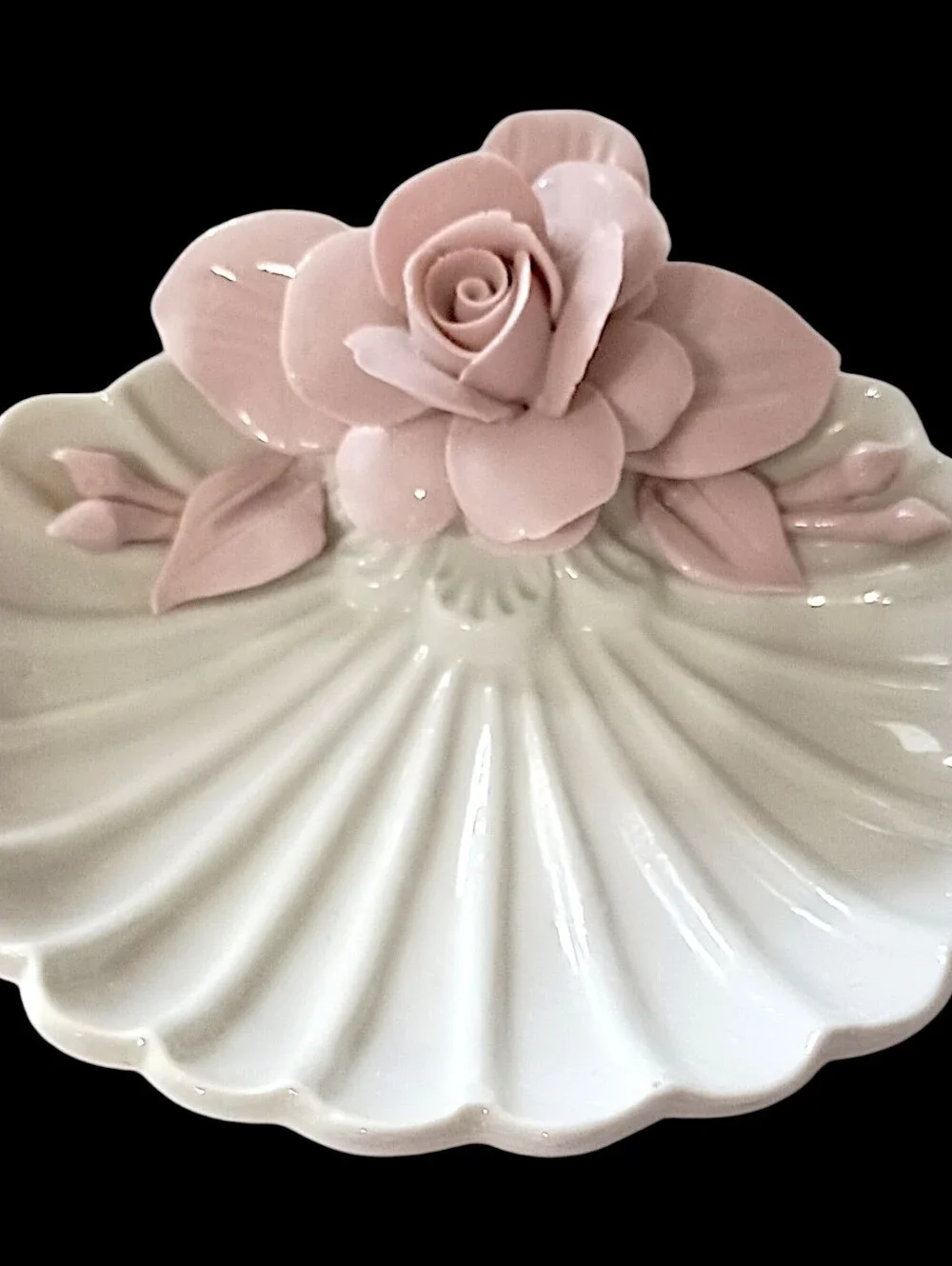 Applied Rose Seashell Candy Trinket Soap Dish Porcelain‎ Shabby Decor Victorian